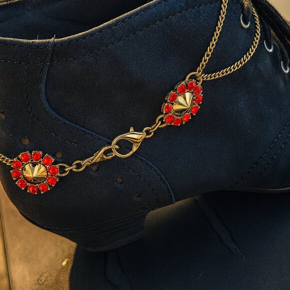 Red Rhinestone & Gold Chain‎ Boot Jewelry Set - Picture 6 of 6